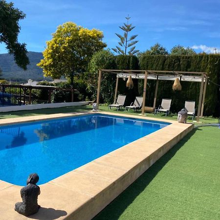 Lovely 2 Bed Apartment In Alcalalí エクステリア 写真