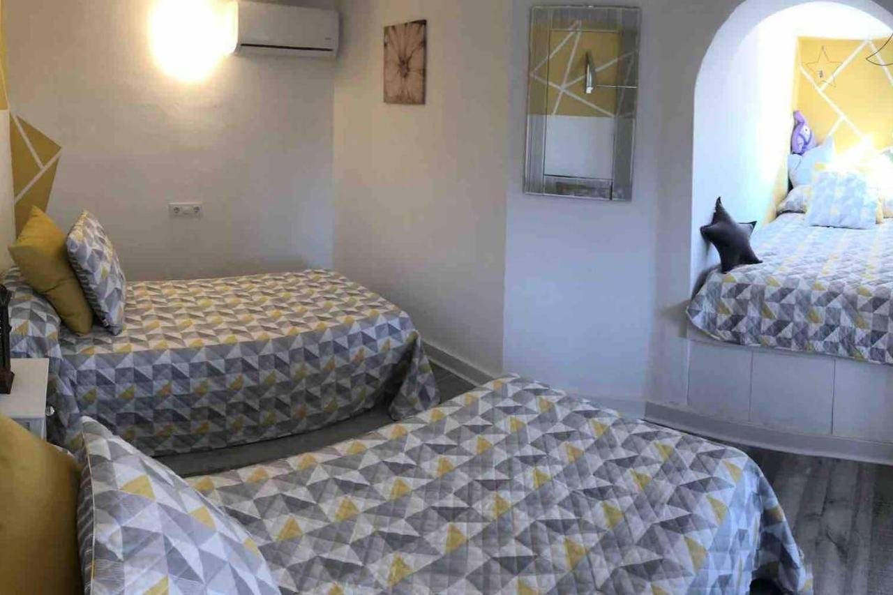 Lovely 2 Bed Apartment In Alcalalí エクステリア 写真