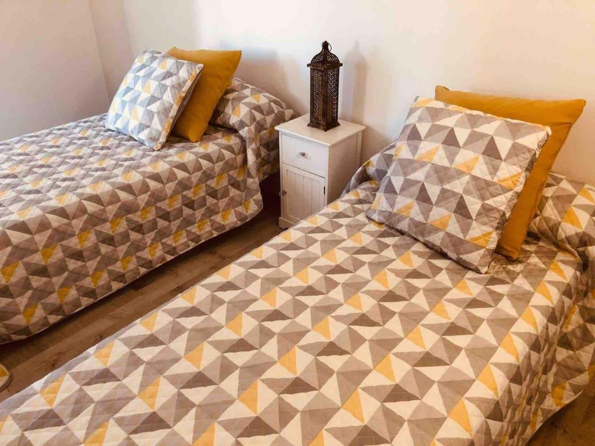 Lovely 2 Bed Apartment In Alcalalí エクステリア 写真